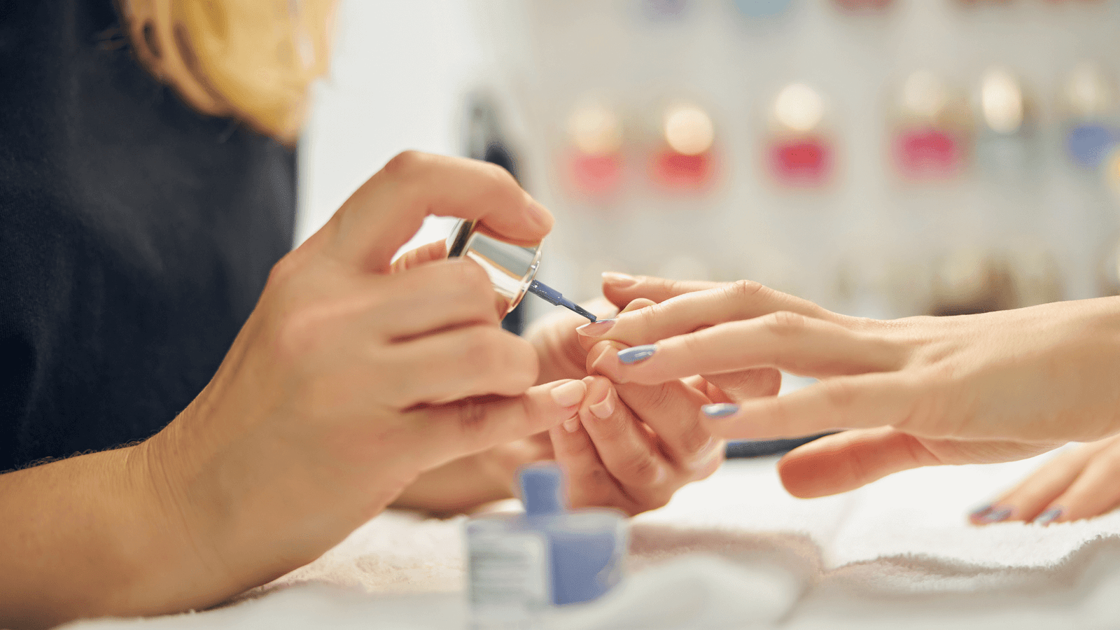 How to Write a Beauty(nail) Service Descriptions That Get Clicks and Bookings